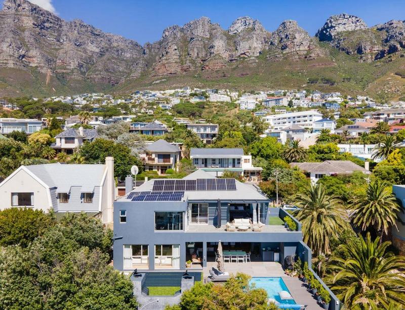 6 Bedroom Property for Sale in Camps Bay Western Cape